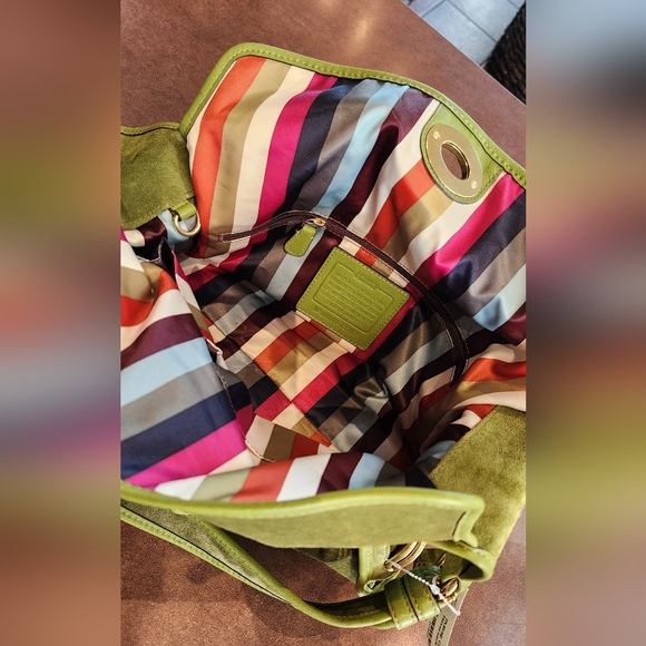 Coach Bleeker Street Haversack Limited Edition Green Suede Purse - Picture 10 of 14